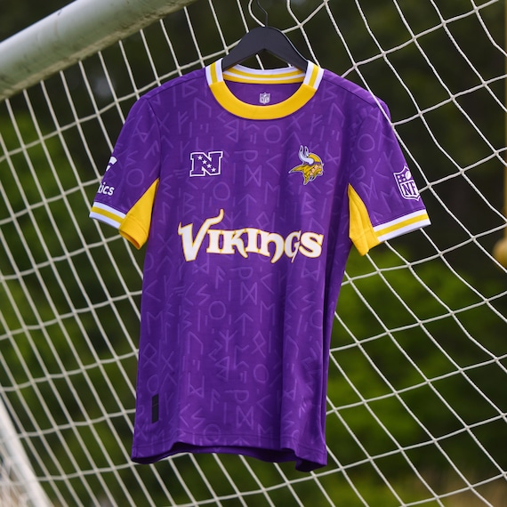 Minnesota Vikings Fanatics NFL Football x Football 2025 Fan Top - Mens
